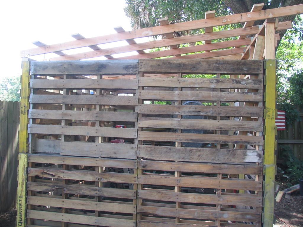 My Wood Pallet Shed Project - March 2009