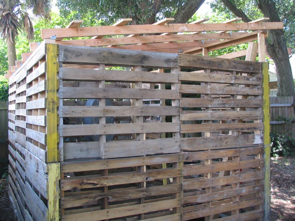  his own, resulting in a really nice shed made from recycled pallets